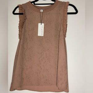 Current Air Contrast Ruffle Sleeveless Blouse